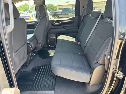 Used 2023 Chevrolet Silverado 1500 LT AWD/4WD image 22