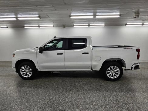 Used 2026 Chevrolet Silverado 1500 Custom AWD/4WD image 11