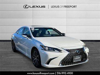 Certified 2023 Lexus ES 350 w/ Premium Package