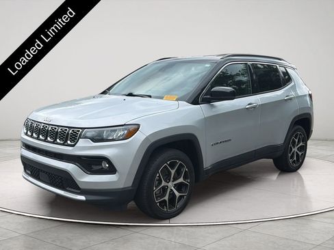 Used 2024 Jeep Compass Limited AWD/4WD image 1