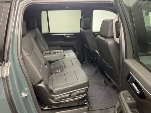 New 2026 Chevrolet Suburban Z71 w/ Sun And Tow Package image 29