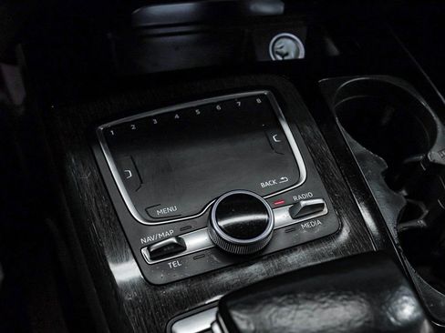 Used 2017 Audi Q7 3.0T Premium Plus image 31