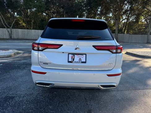 New 2025 Mitsubishi Outlander SEL image 7