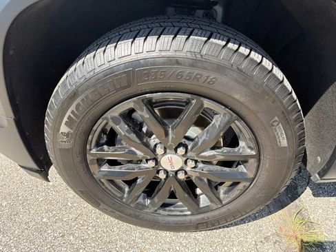 Used 2018 GMC Acadia SLT AWD/4WD image 35