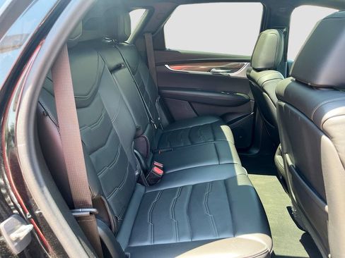 Used 2022 Cadillac XT5 Sportv w/ Platinum Package AWD/4WD image 29