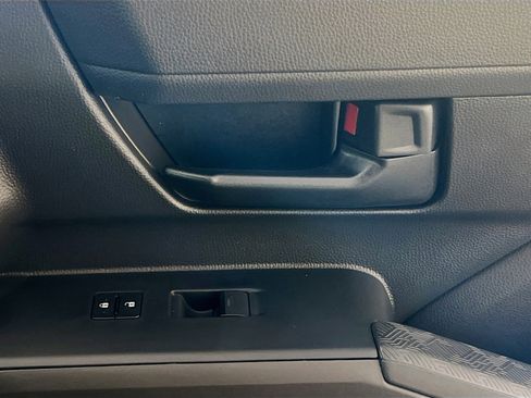 Used 2025 Toyota Tacoma SR image 32