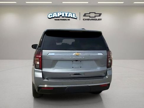 Used 2024 Chevrolet Tahoe LS RWD image 4