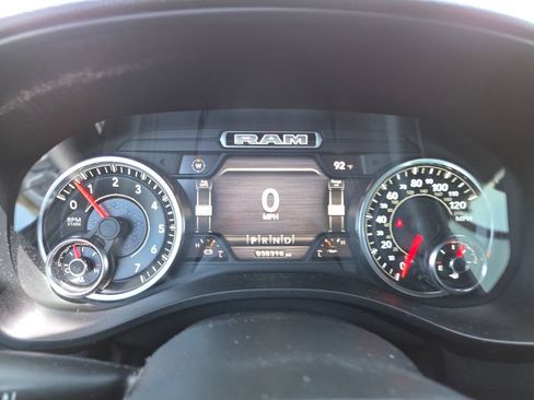 Used 2021 RAM 1500 Big Horn RWD image 28