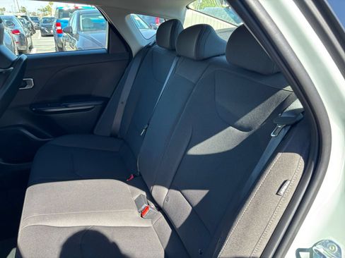 Used 2026 Kia K4 FWD image 27