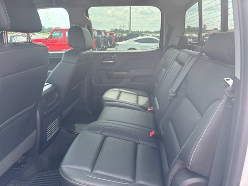 Used 2018 GMC Sierra 1500 SLT AWD/4WD image 16