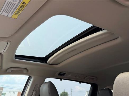 Used 2014 Honda Odyssey EX-L image 25