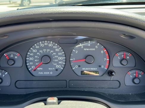 Used 2004 Ford Mustang GT image 18