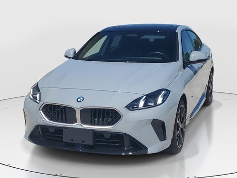 Used 2025 BMW 228i xDrive AWD/4WD image 4