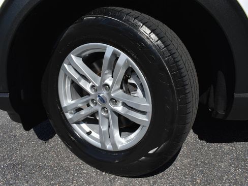 Used 2021 Ford Explorer XLT w/ Equipment Group 202A RWD image 45