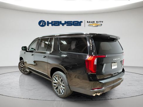 Used 2026 GMC Yukon XL Denali Ultimate w/ LPO, Get Active Package AWD/4WD image 29