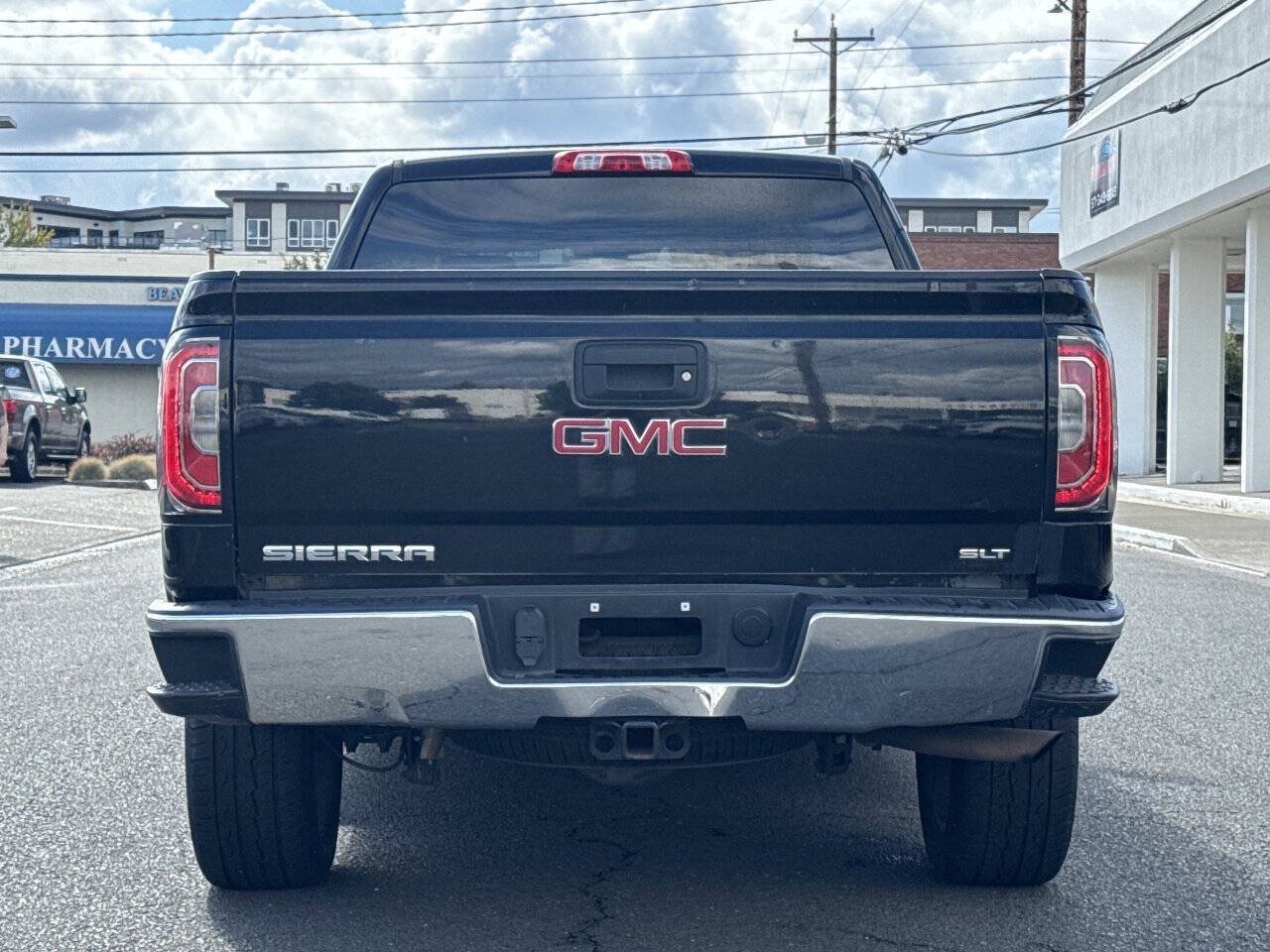 Used 2017 GMC Sierra 1500 SLT w/ SLT Premium Package AWD/4WD image 11