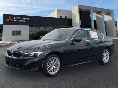 Used 2025 BMW 330i Sedan RWD image 1