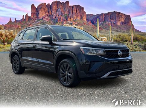 Used 2022 Volkswagen Taos S image 10