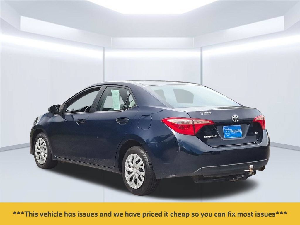 Used 2018 Toyota Corolla LE FWD image 4