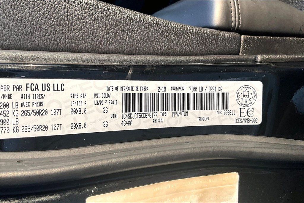 Used 2019 Dodge Durango R/T w/ Blacktop Package AWD/4WD image 3