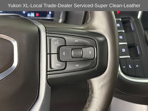 Used 2022 GMC Yukon XL SLT w/ SLT Luxury Package image 29