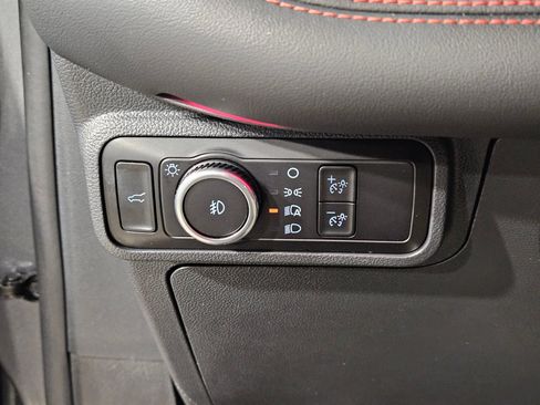 Used 2025 Ford Explorer ST AWD/4WD image 25