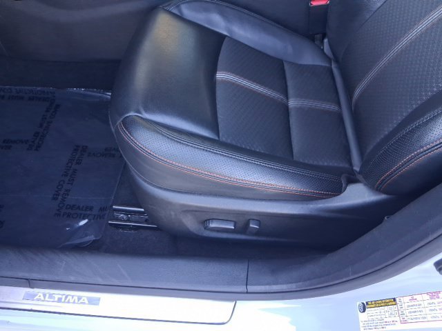 Certified 2025 Nissan Altima 2.5 SR FWD image 11