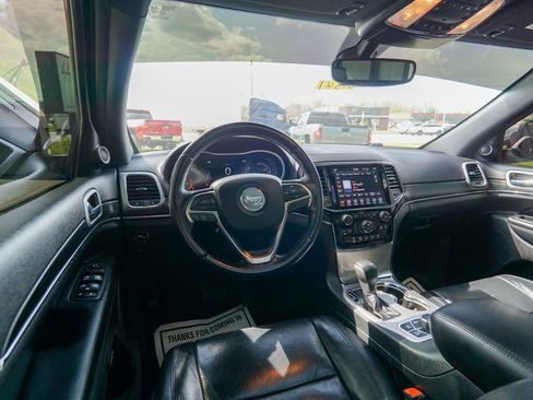 Used 2021 Jeep Grand Cherokee Limited w/ Luxury Group II image 15