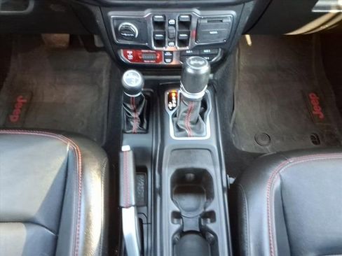 Used 2021 Jeep Wrangler Unlimited Rubicon w/ LED Lighting Group image 19