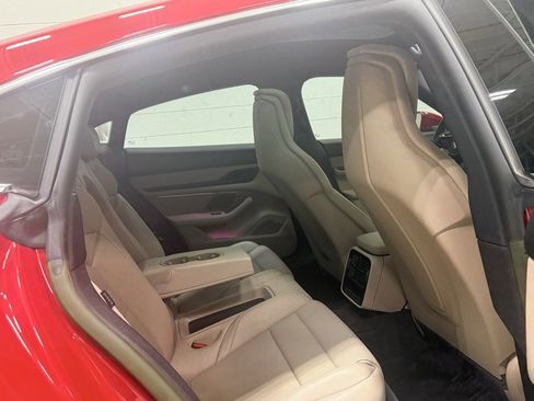 Used 2022 Porsche Taycan 4S image 27