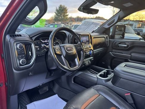 Used 2020 GMC Sierra 2500 AT4 w/ AT4 Premium Package image 9