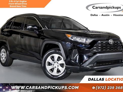 Used 2021 Toyota RAV4 LE FWD image 1