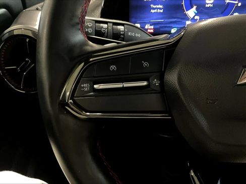 Used 2024 Chevrolet Equinox EV RS image 22