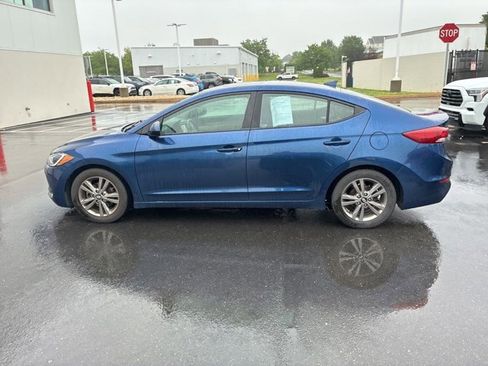Used 2018 Hyundai Elantra Value Edition FWD image 15
