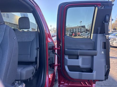 New 2026 Ford F250 XLT w/ FX4 Off-Road Package image 23