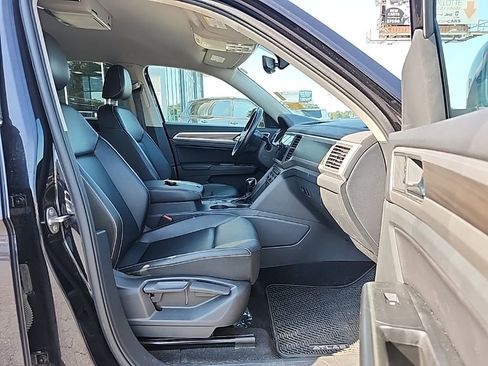 Used 2021 Volkswagen Atlas SE image 14
