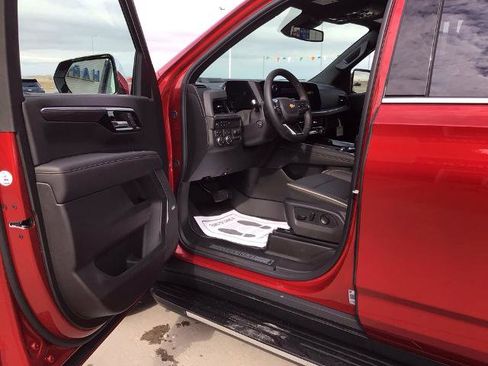 New 2026 Chevrolet Suburban Premier w/ Sun And Tow Package image 10