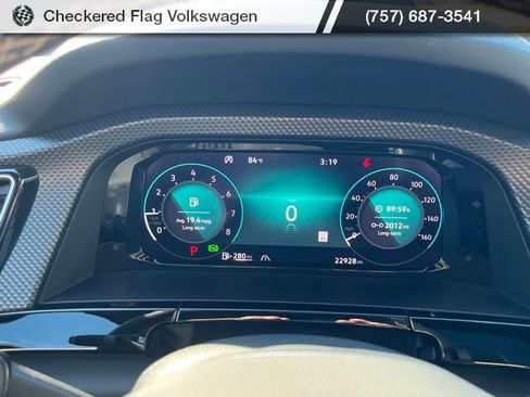 Used 2024 Volkswagen Atlas Cross Sport SEL image 35