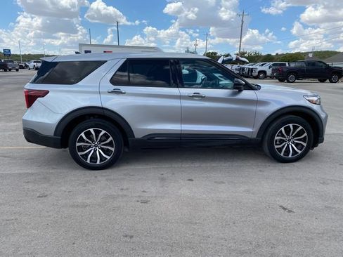 Used 2021 Ford Explorer ST w/ Equipment Group 401A AWD/4WD image 7