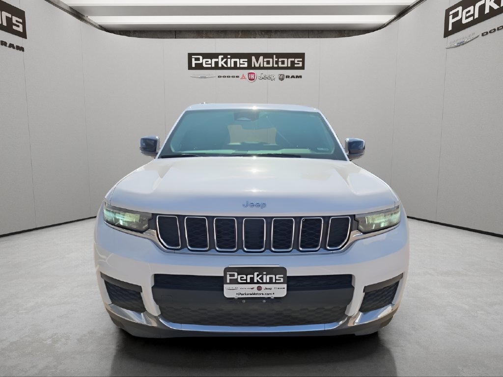 Used 2021 Jeep Grand Cherokee L Laredo w/ Luxury Tech Group I AWD/4WD image 10