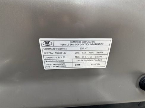 Used 2017 Kia Sorento EX FWD image 25
