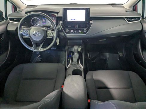 Used 2023 Toyota Corolla LE image 28