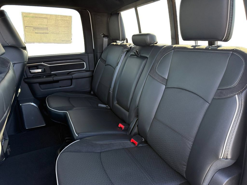 Used 2026 RAM 2500 Laramie AWD/4WD image 13