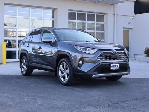 Used 2019 Toyota RAV4 Limited image 1