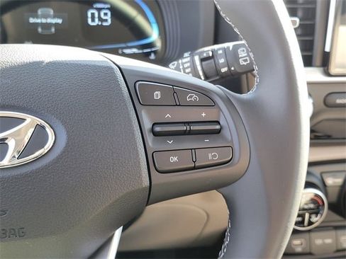 New 2026 Hyundai Venue SEL image 6