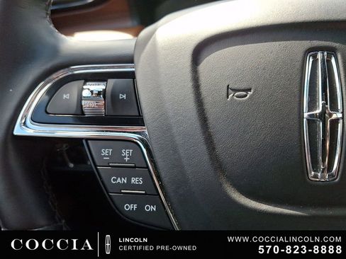 Certified 2022 Lincoln Nautilus Reserve AWD/4WD image 22