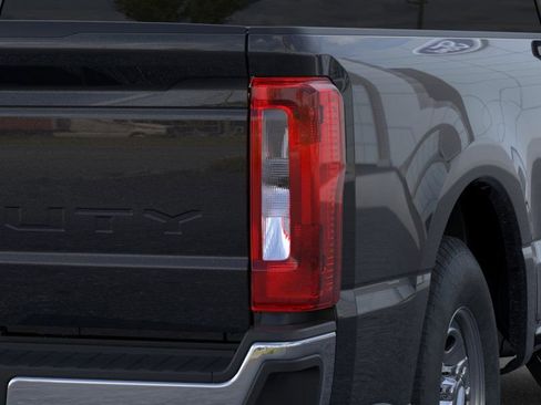 New 2026 Ford F350 XL w/ XL Chrome Package RWD image 21
