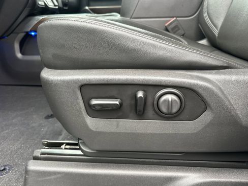 Used 2020 GMC Sierra 1500 SLT w/ SLT Premium Plus Package image 14