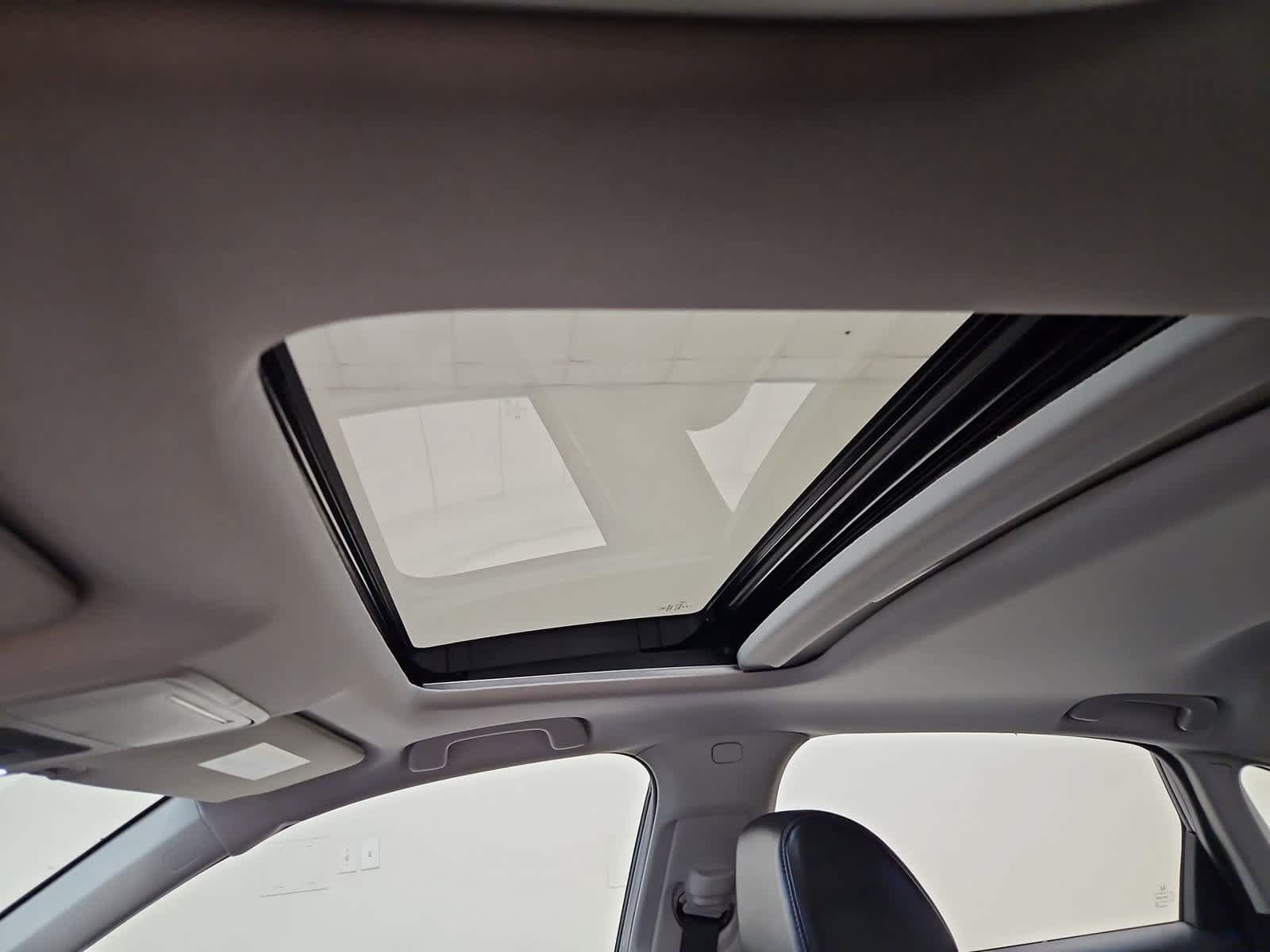 Certified 2023 Honda Civic Touring image 3