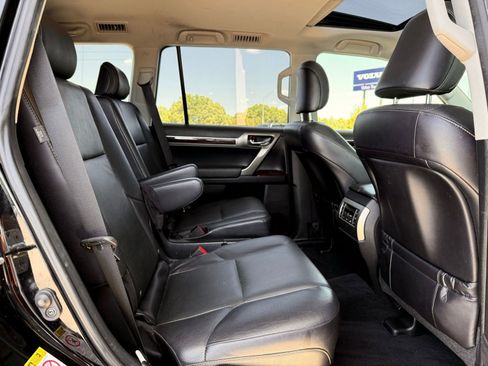 Used 2017 Lexus GX 460 Premium AWD/4WD image 22